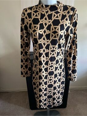 Absolutely Black and Beige Geometric Long Sleeve Dress